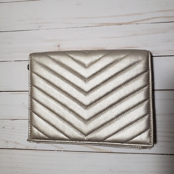 Neiman Marcus Handbags - Neiman Marcus Clutch